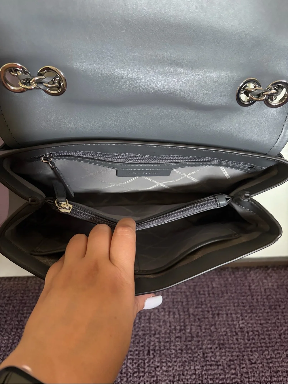 Michael Kors Parker Extra-Large Gray Leather Shoulder Bag with Chain Strap
